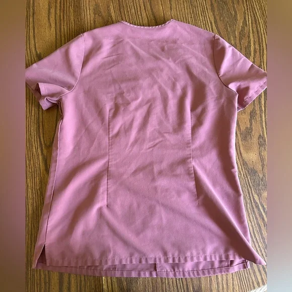 FIGS Scrub Top~mauve - Picture 2 of 6